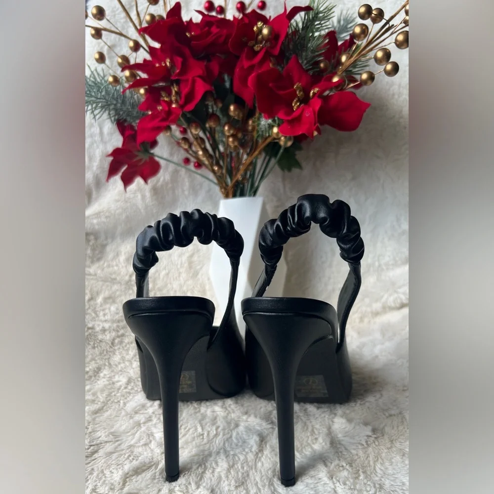 Delicious Black Heels with Slingback - Picture 4 of 7